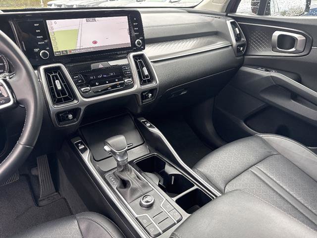 Used 2023 Kia Sorento S w/ Panoramic Sunroof Package FWD image 11