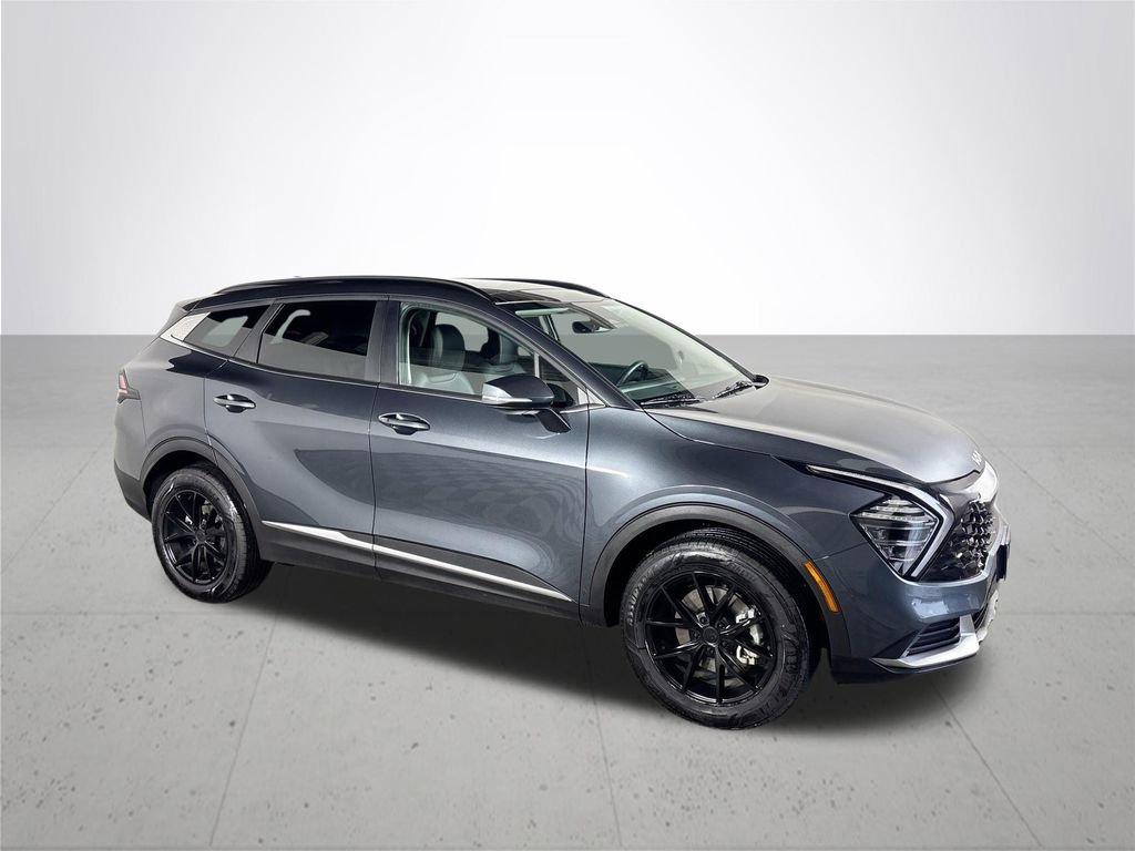 Used 2025 Kia Sportage EX w/ EX Premium Package image 4