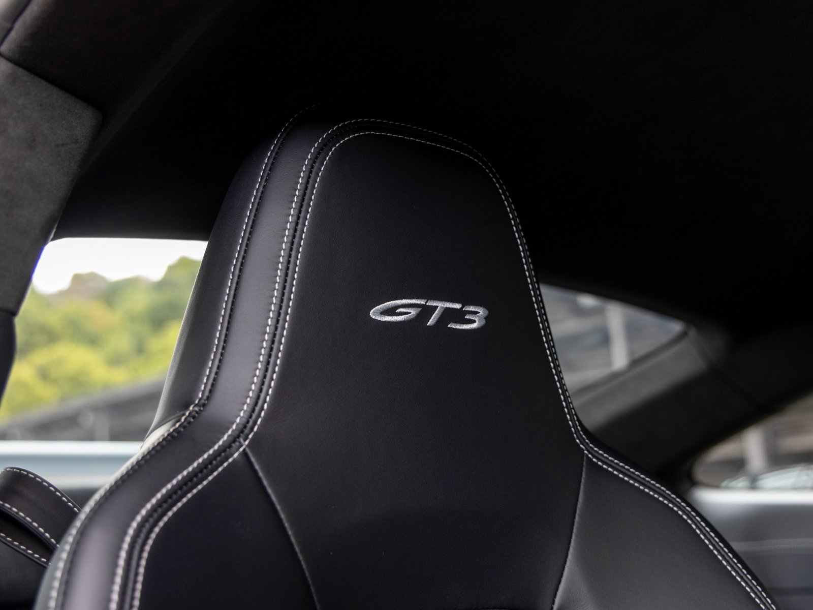 Used 2022 Porsche 911 GT3 image 54