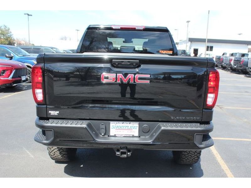 New 2026 GMC Sierra 1500 Elevation image 12