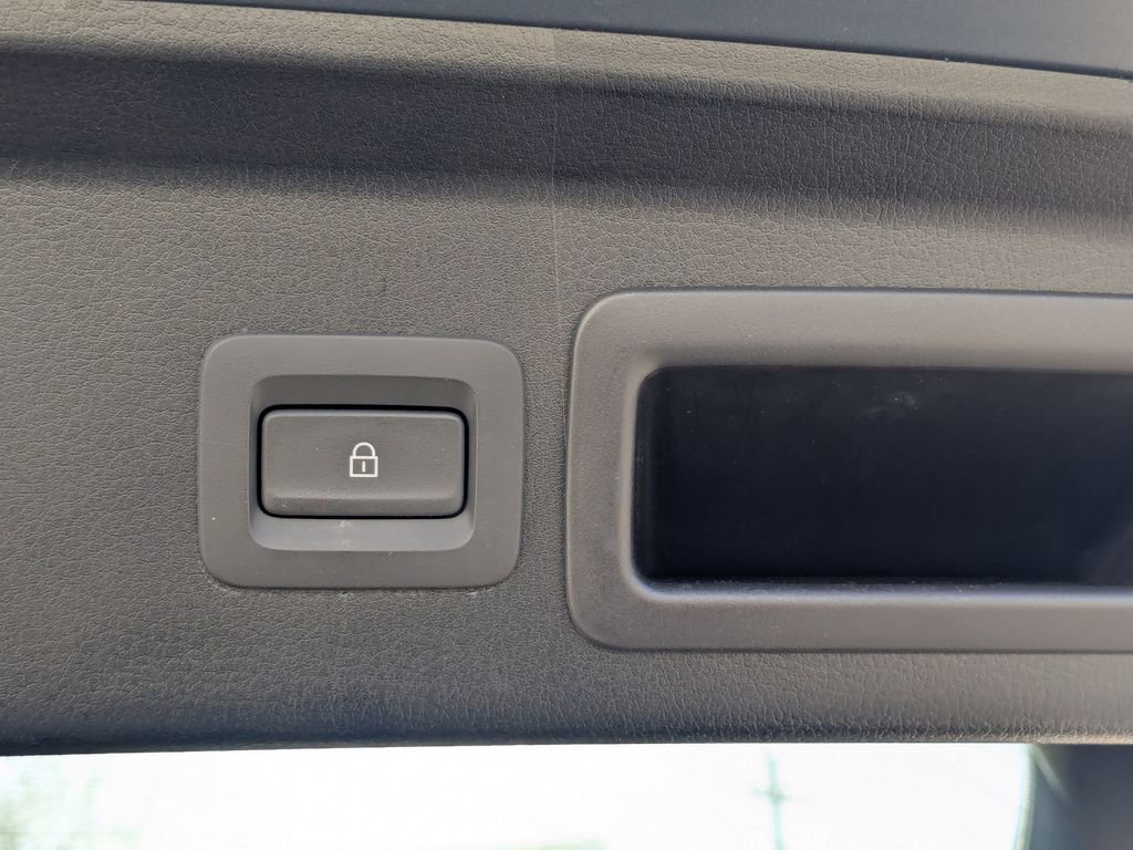 Used 2025 MAZDA CX-30 AWD 2.5 S w/ Preferred Package image 31