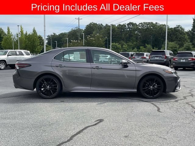Used 2024 Toyota Camry XSE FWD image 6