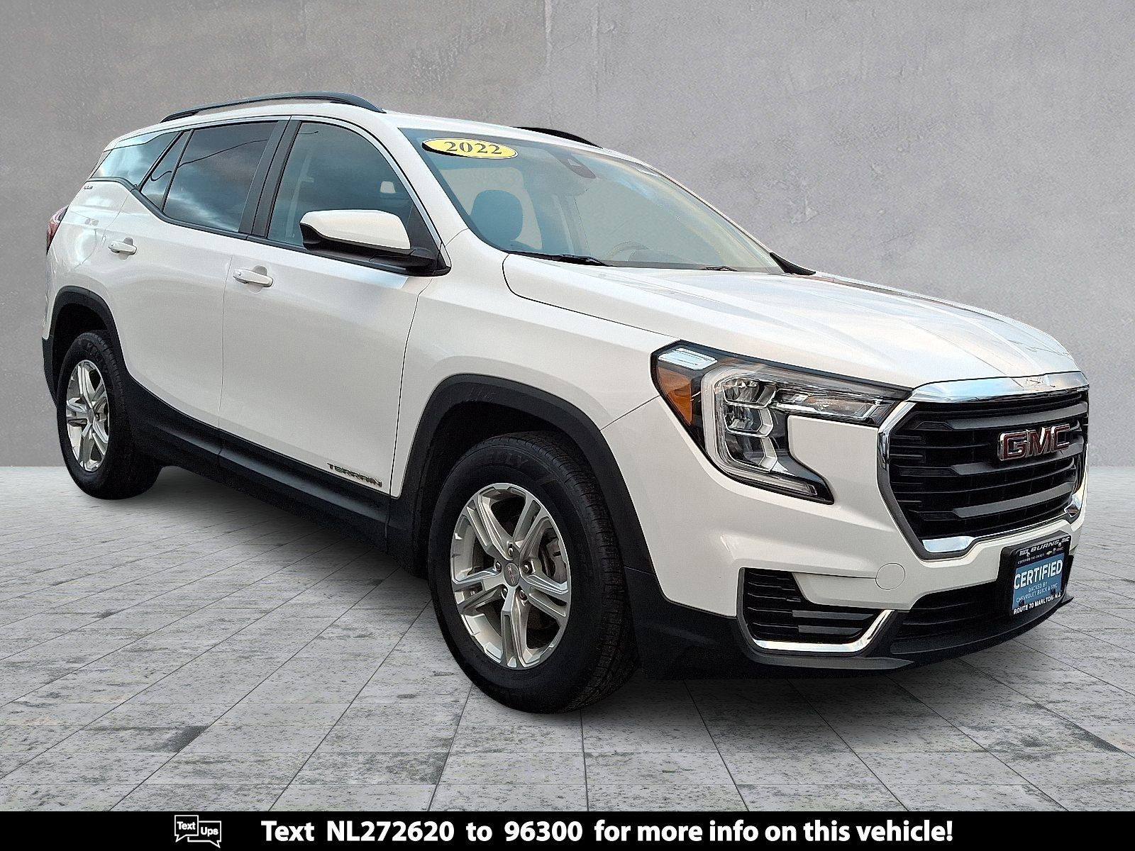 Certified 2022 GMC Terrain SLE w/ Driver Convenience Package image 1