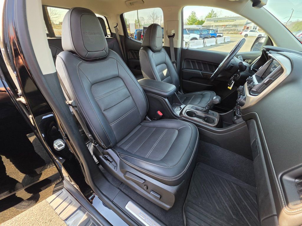 Used 2021 GMC Canyon Denali image 23