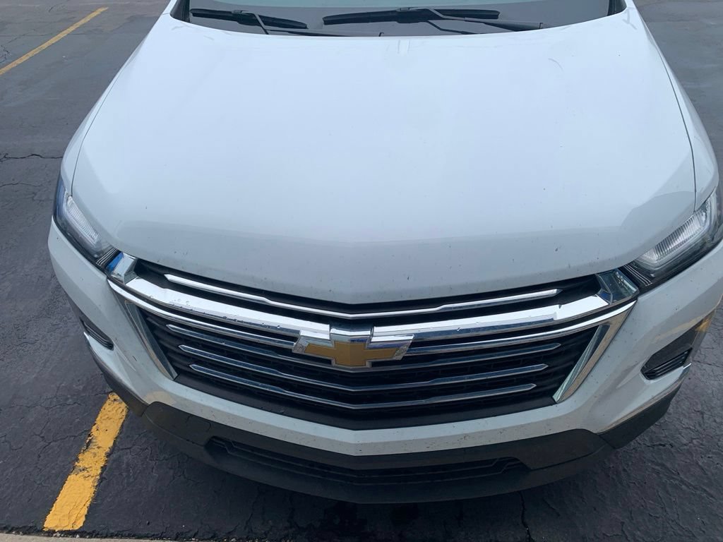 Used 2024 Chevrolet Traverse LT w/ LPO, Floor Liner Package AWD/4WD image 3
