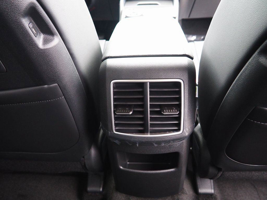 New 2026 Kia Sportage EX image 35