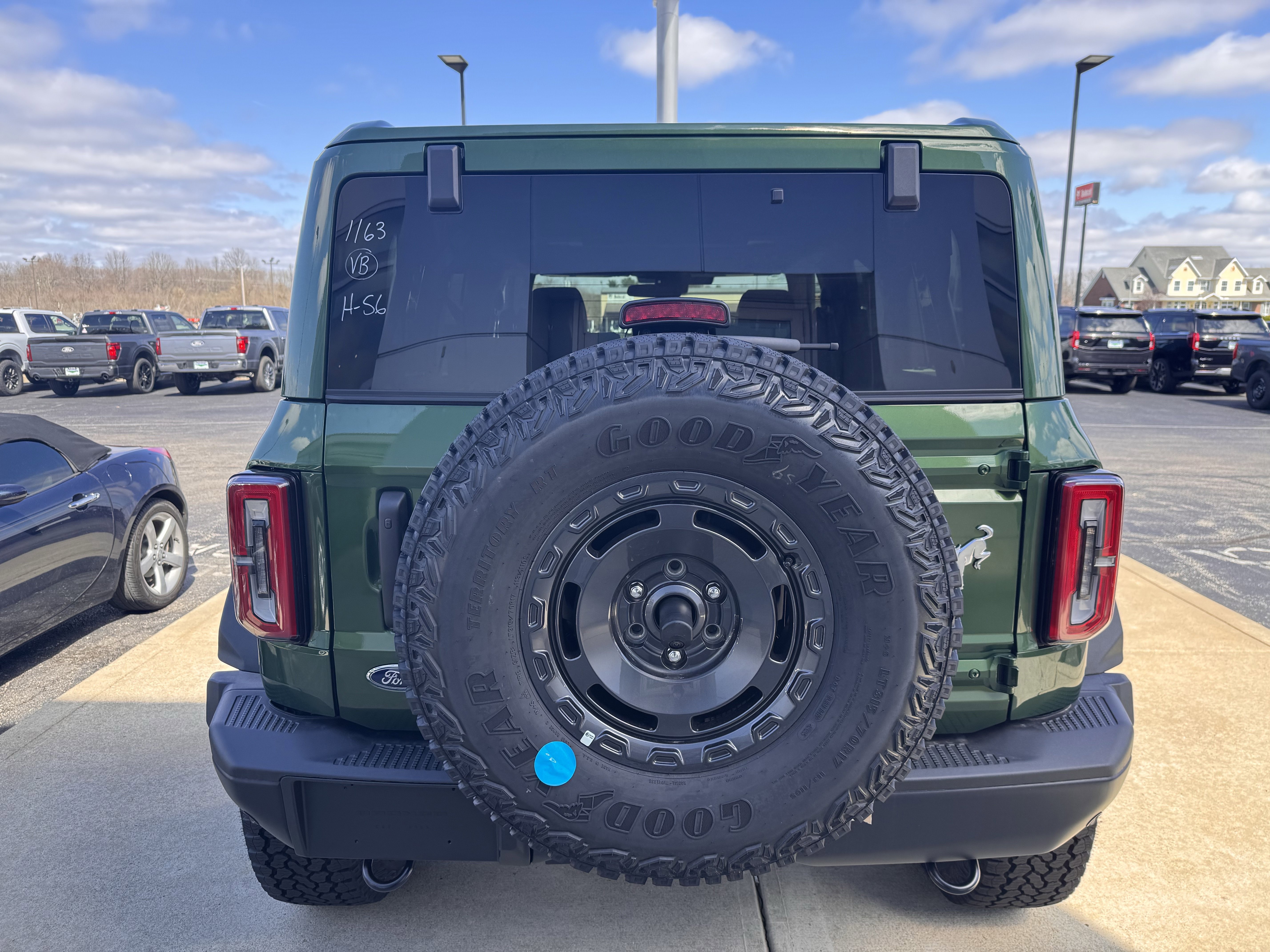 New 2025 Ford Bronco Badlands image 22