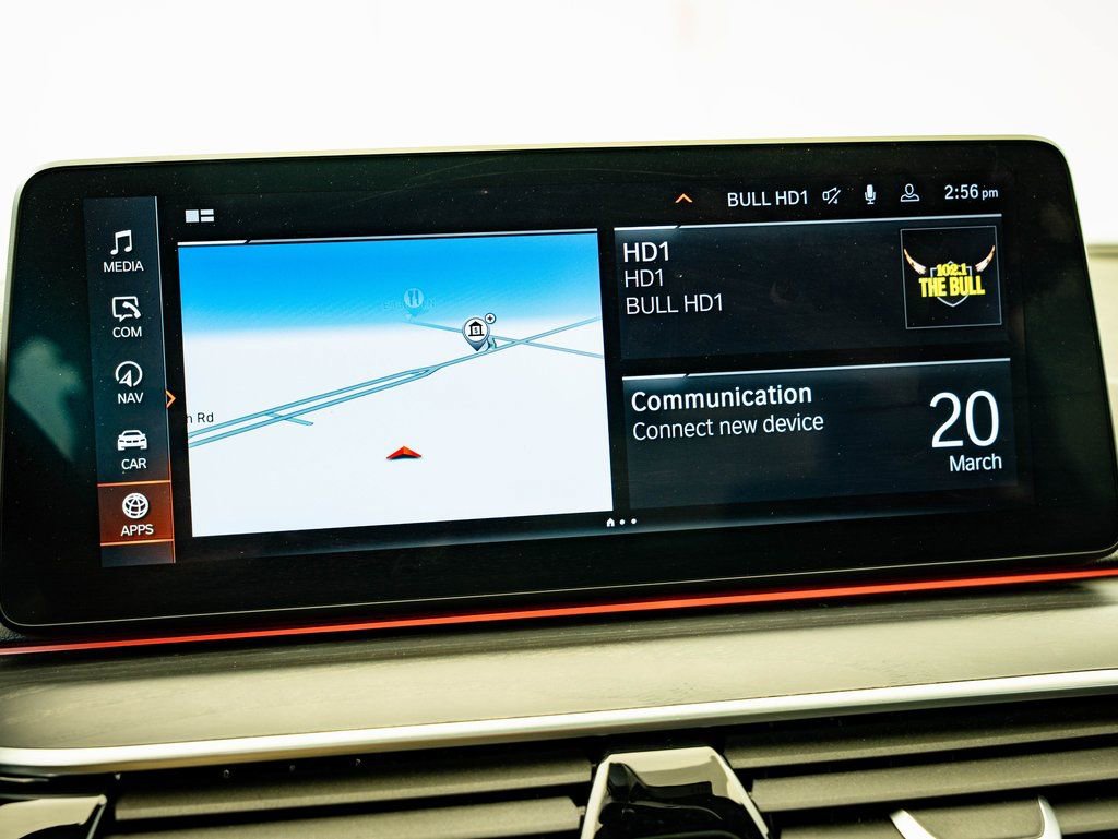 Used 2023 BMW 540i xDrive w/ Executive Package image 32