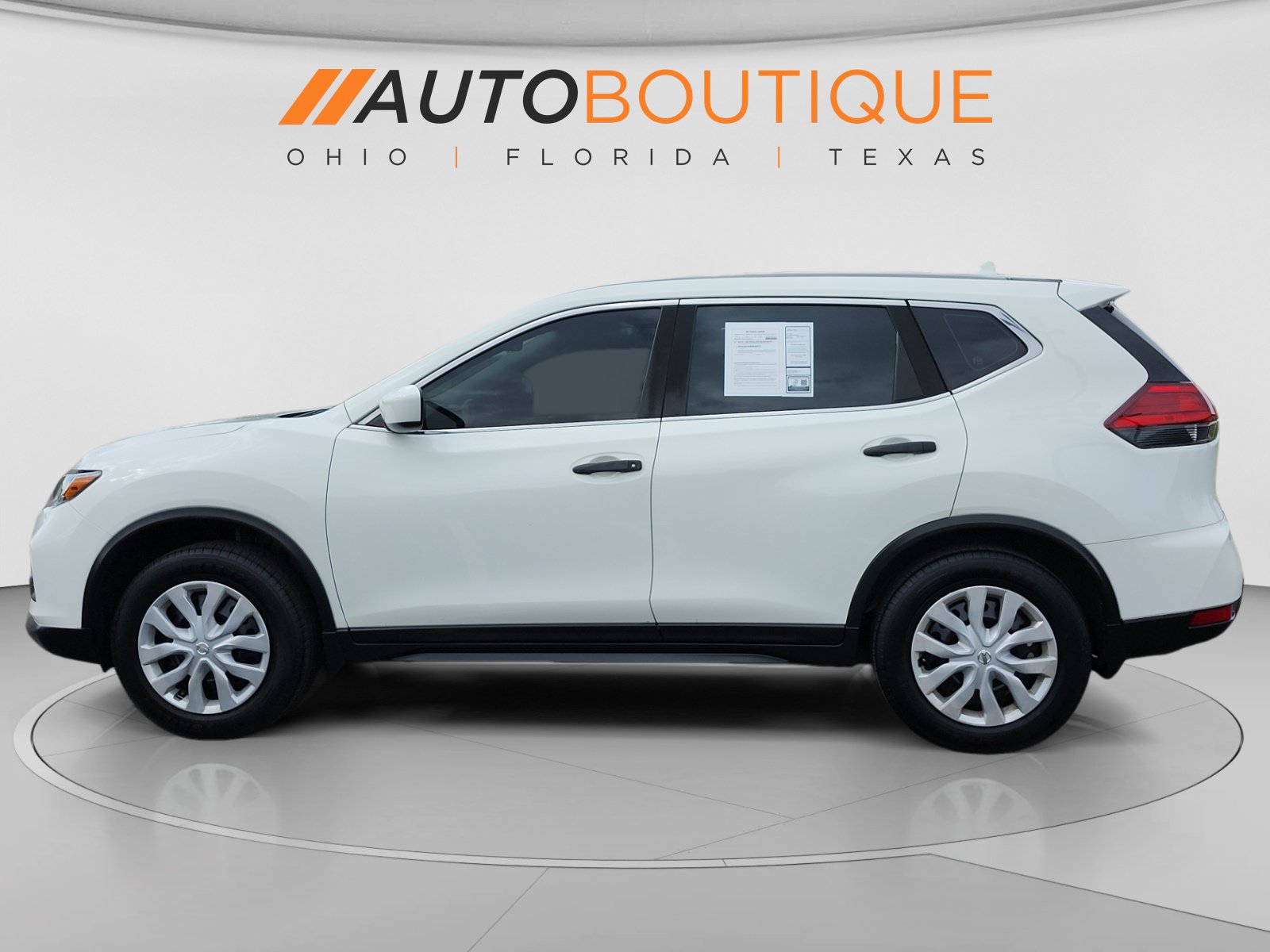 Used 2017 Nissan Rogue S AWD/4WD image 2