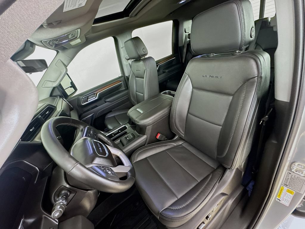 Used 2026 GMC Sierra 2500 Denali w/ Denali Reserve Package AWD/4WD image 12