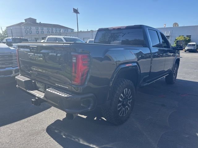 Used 2024 GMC Sierra 2500 Denali Ultimate w/ Max Trailering Package image 5