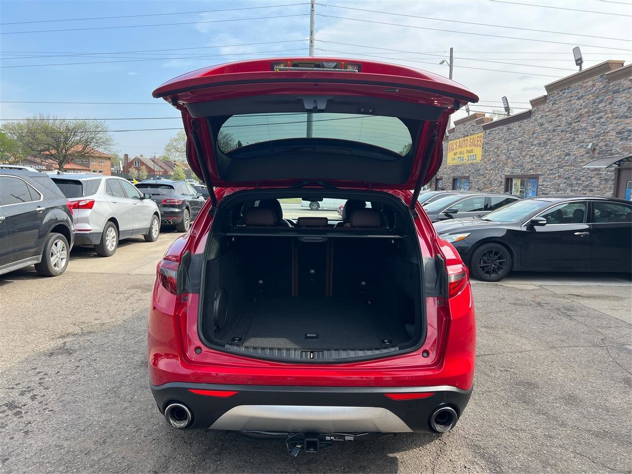 Used 2019 Alfa Romeo Stelvio Ti Sport w/ Quick Order Package 22S Sport AWD/4WD image 13