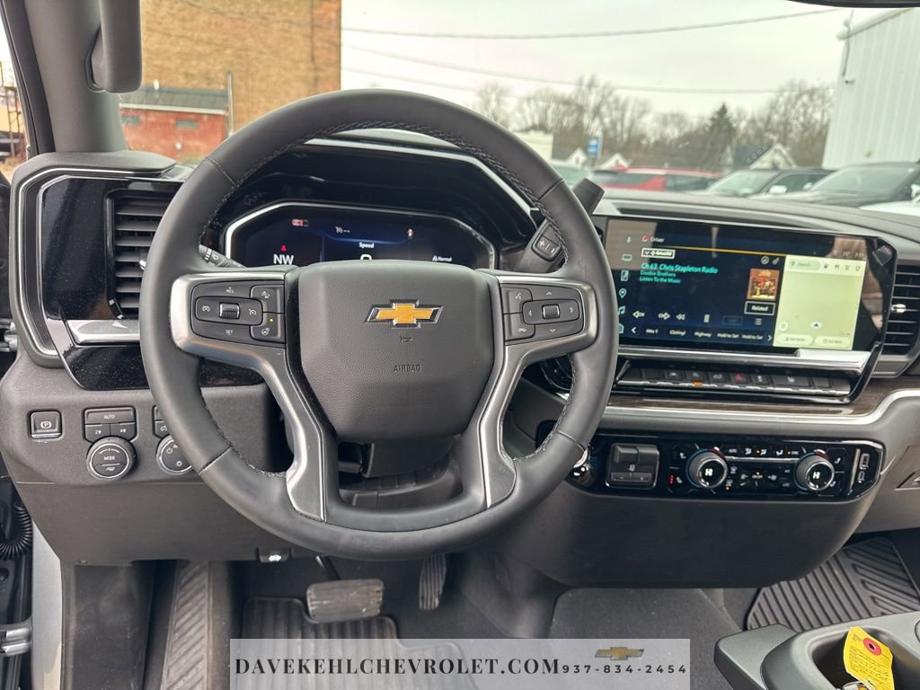 Used 2025 Chevrolet Silverado 1500 LT image 25