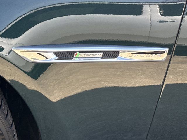 Used 2018 Jaguar XJ R-Sport RWD image 10