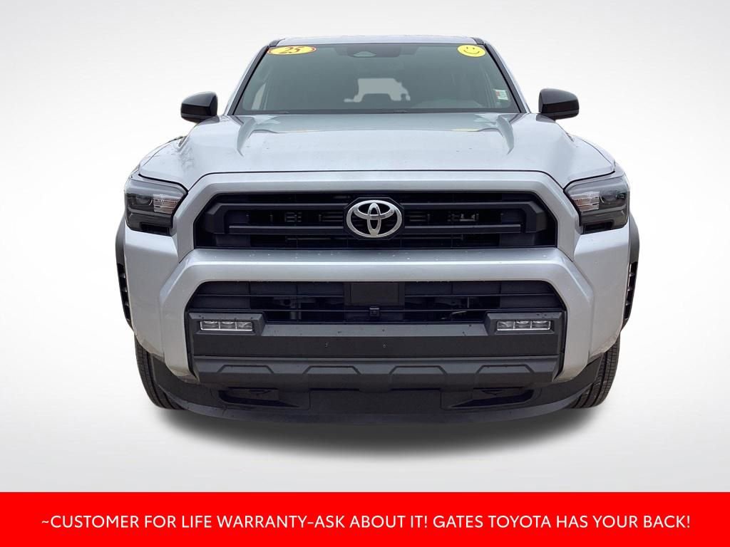 Used 2025 Toyota 4Runner SR5 image 2