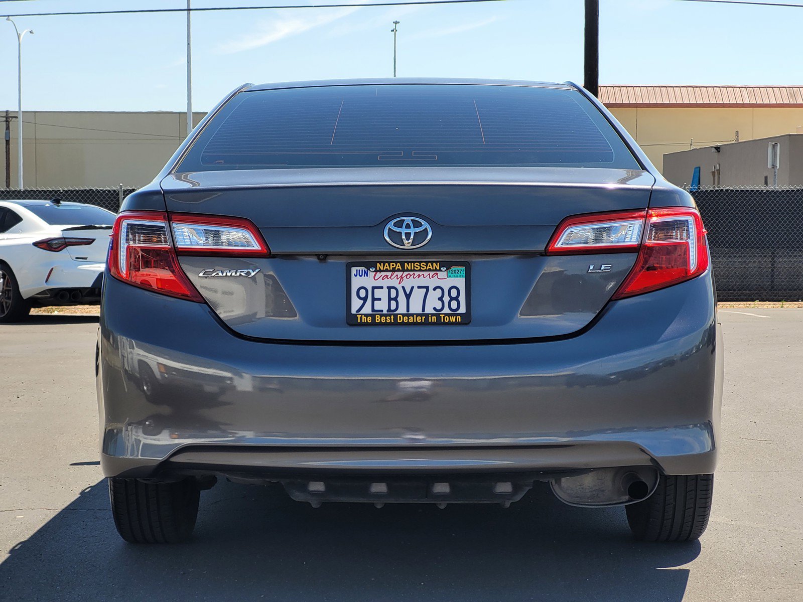 Used 2014 Toyota Camry LE FWD image 5
