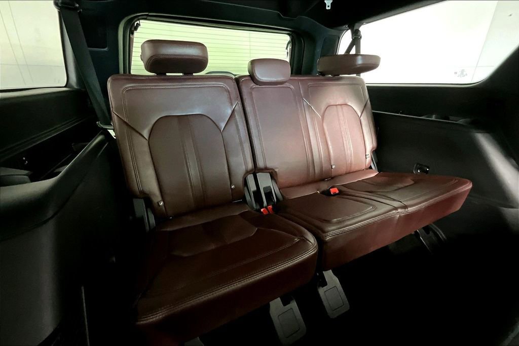 Used 2023 Ford Expedition Max Limited RWD image 28