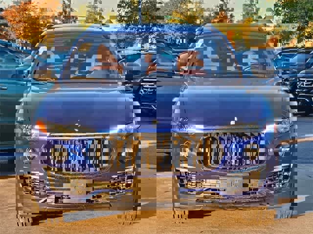 Used 2022 Maserati Levante GT image 3