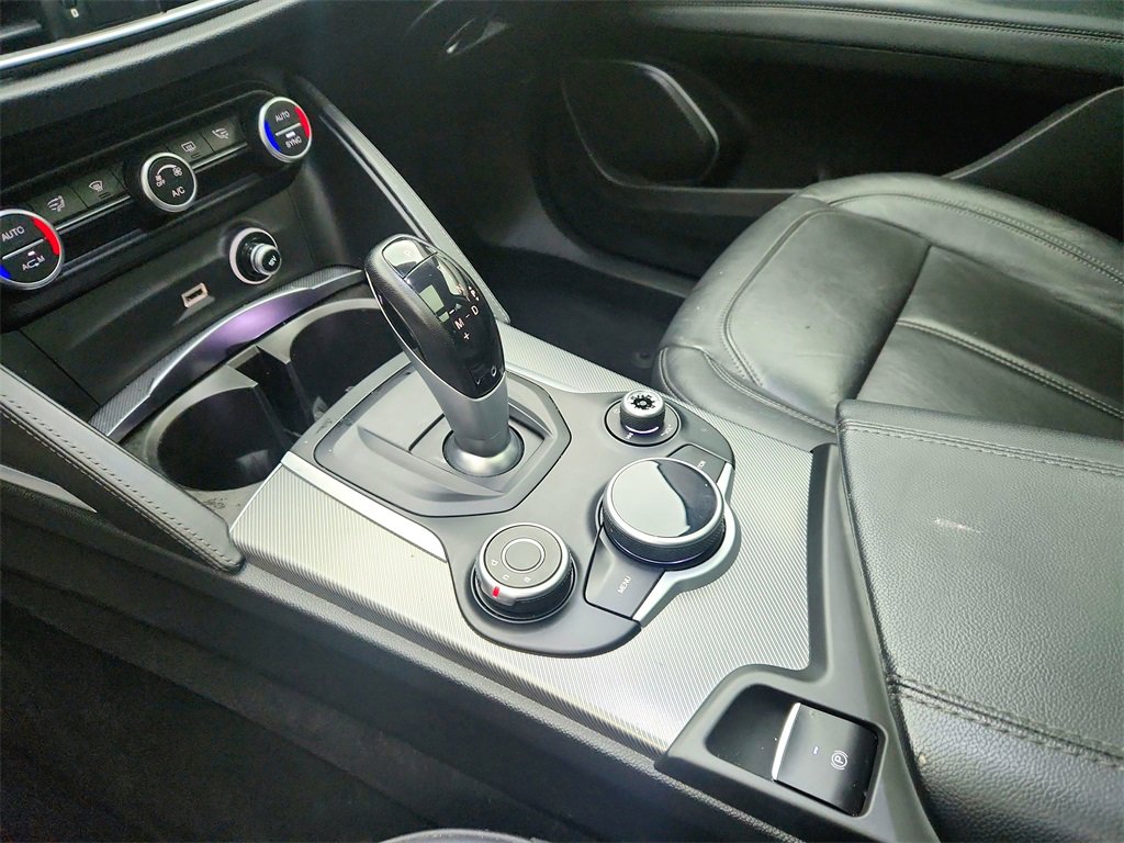 Used 2018 Alfa Romeo Stelvio Sport w/ Quick Order Package 22J Sport image 18