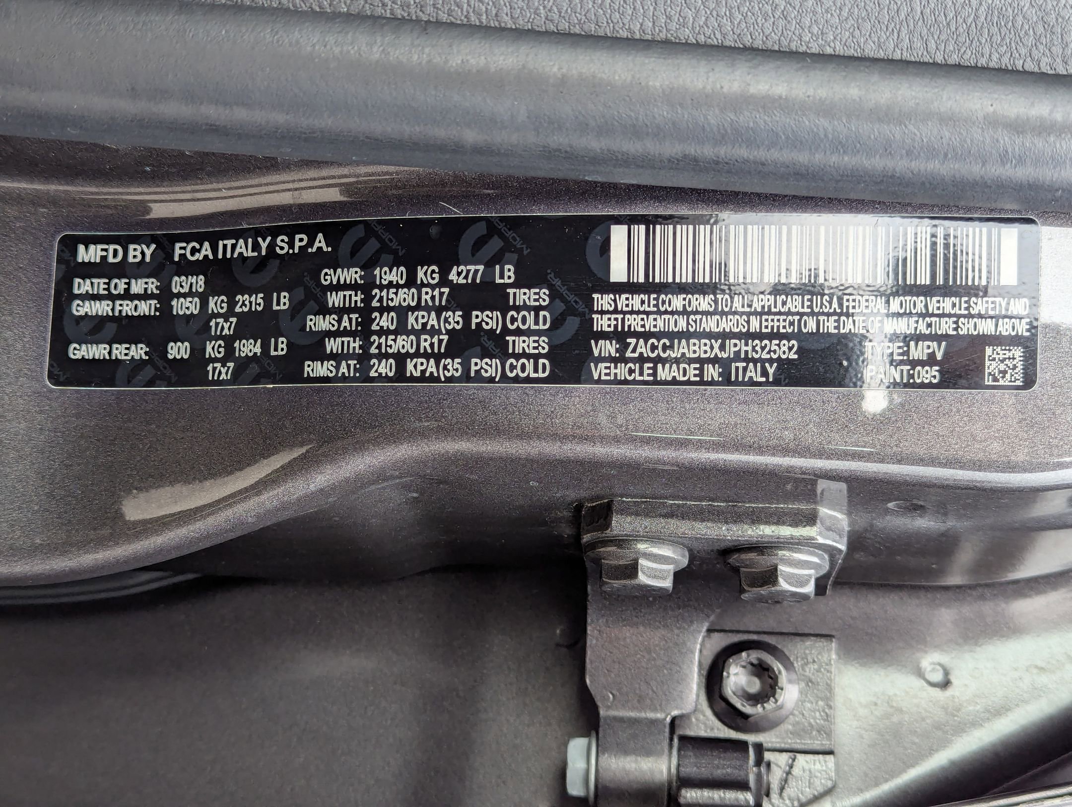 Used 2018 Jeep Renegade Latitude w/ Safety & Security Group image 27