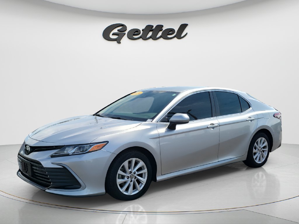 Used 2024 Toyota Camry LE FWD image 8