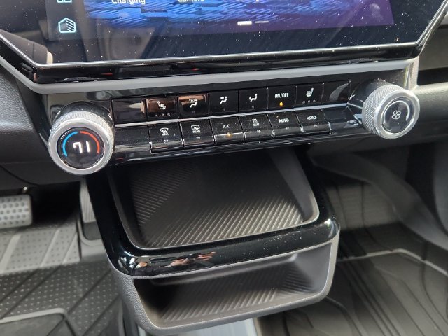 New 2027 Chevrolet Bolt LT w/ Comfort Package FWD image 28