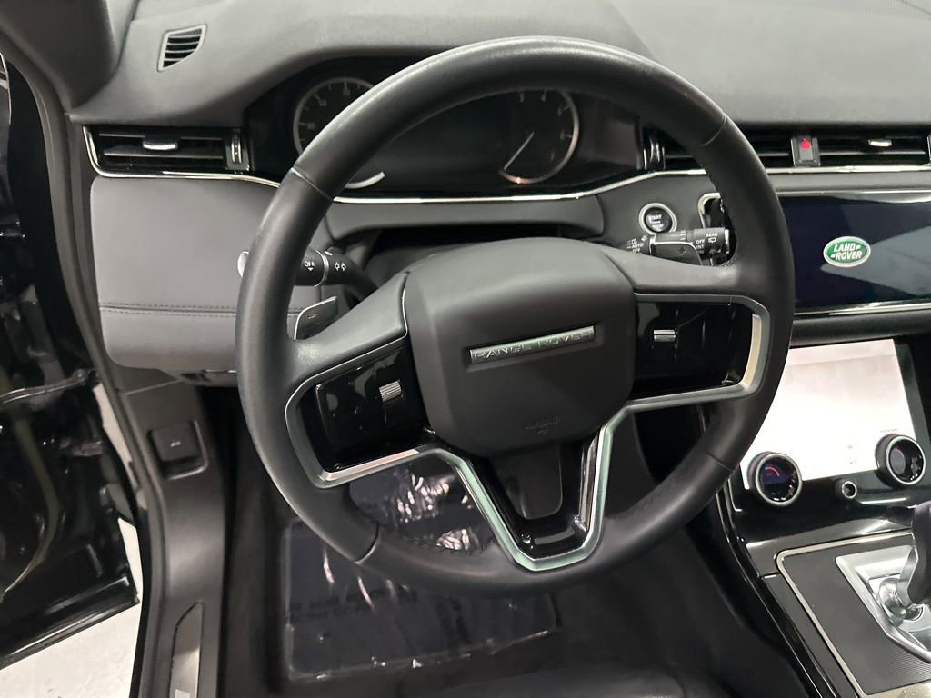 Used 2023 Land Rover Range Rover Evoque R-Dynamic SE image 10