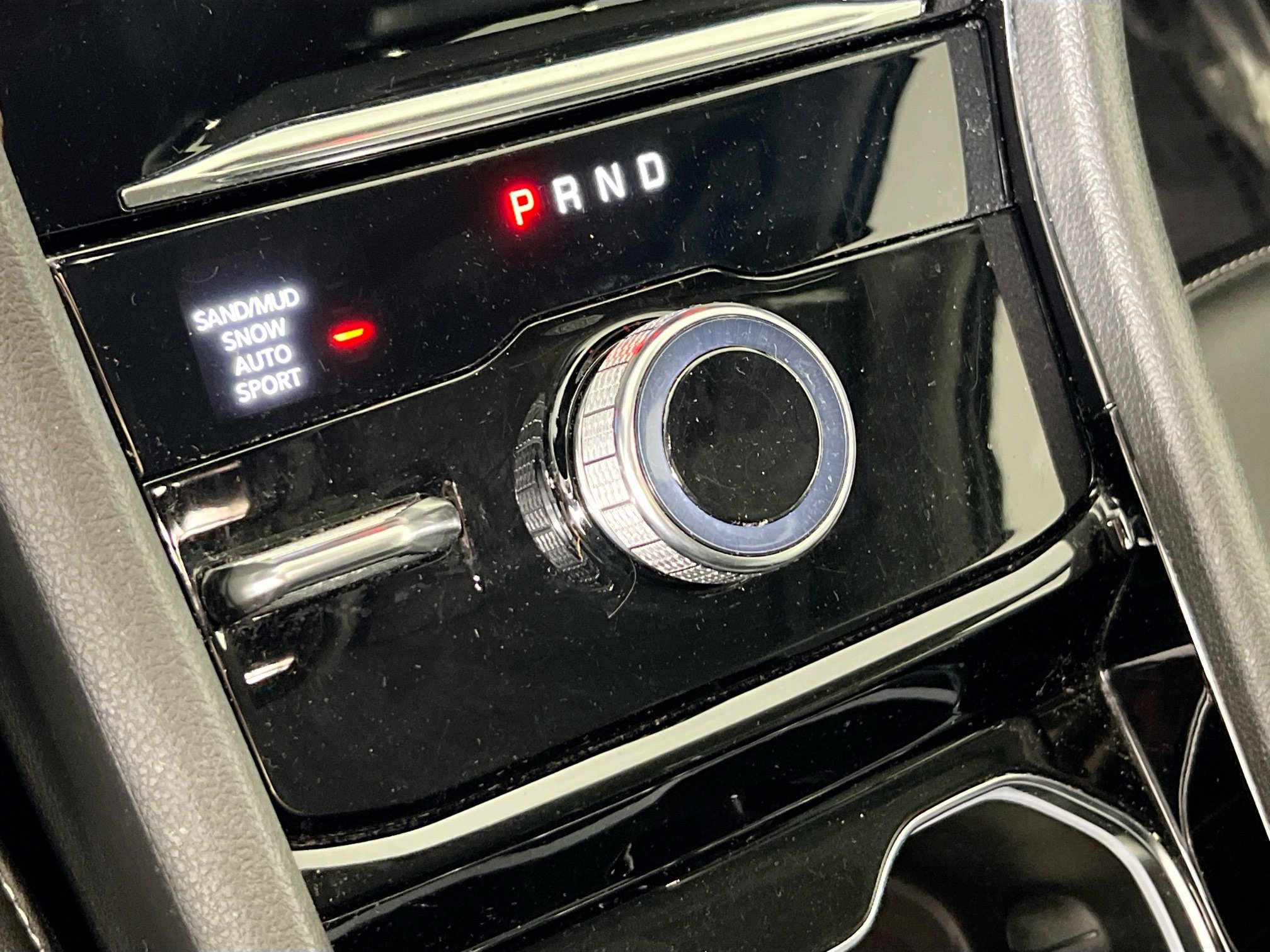 Used 2022 Jeep Grand Cherokee Limited image 16