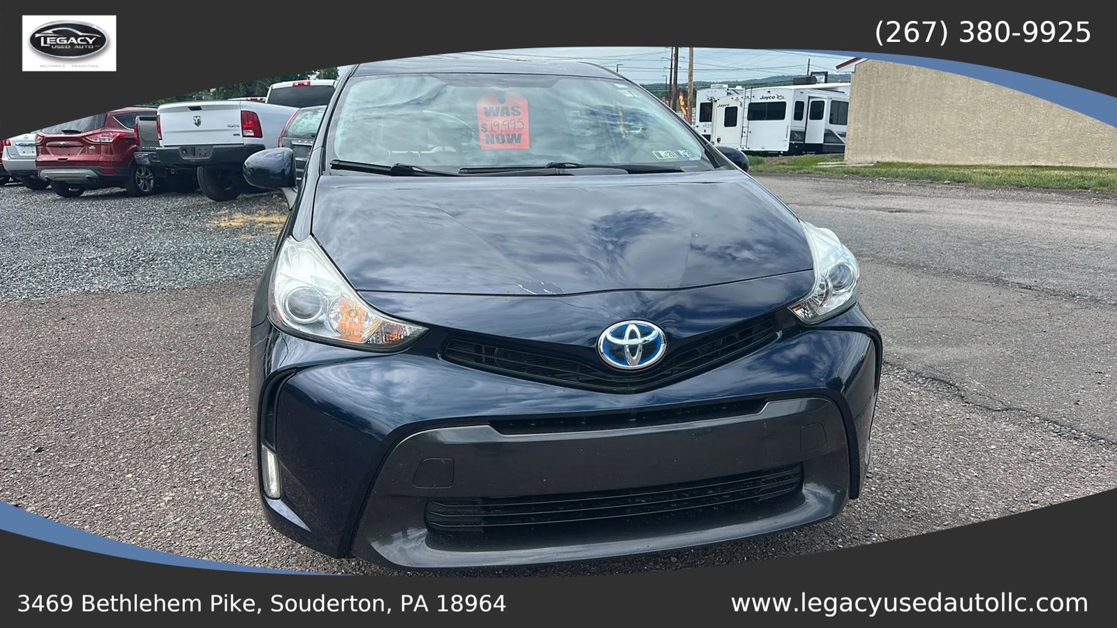 Used 2017 Toyota Prius V Four FWD image 4