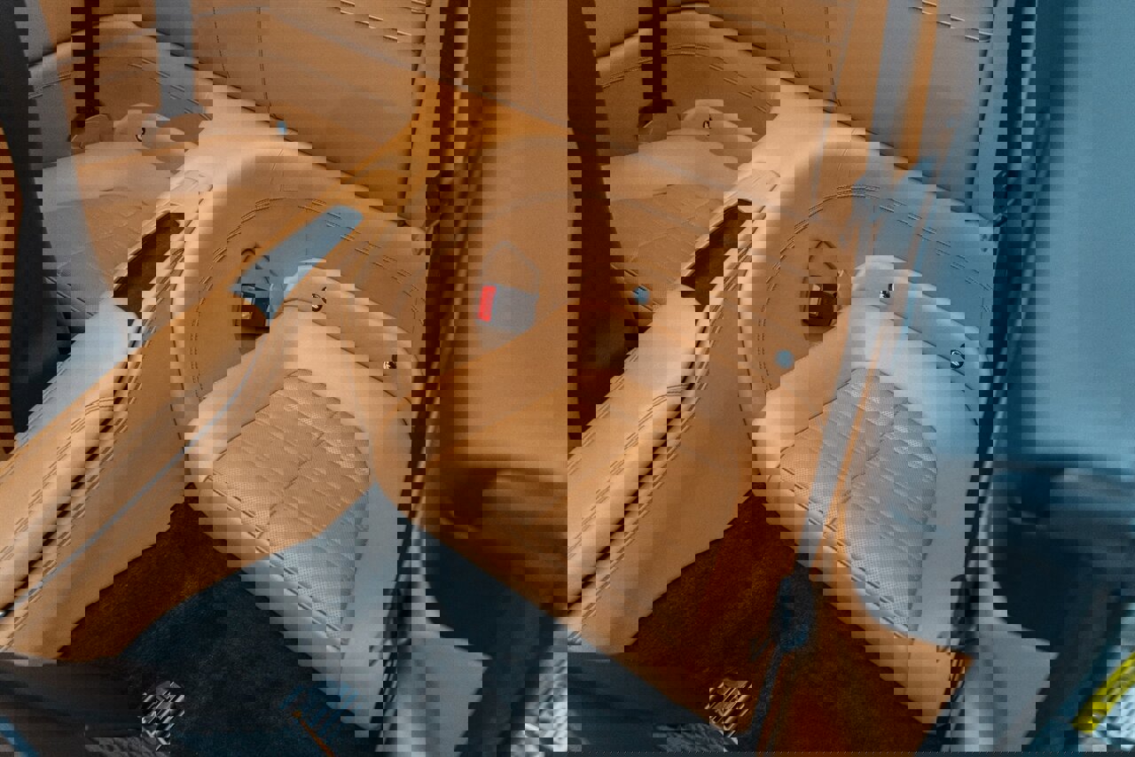 Used 2017 Ferrari California T image 28