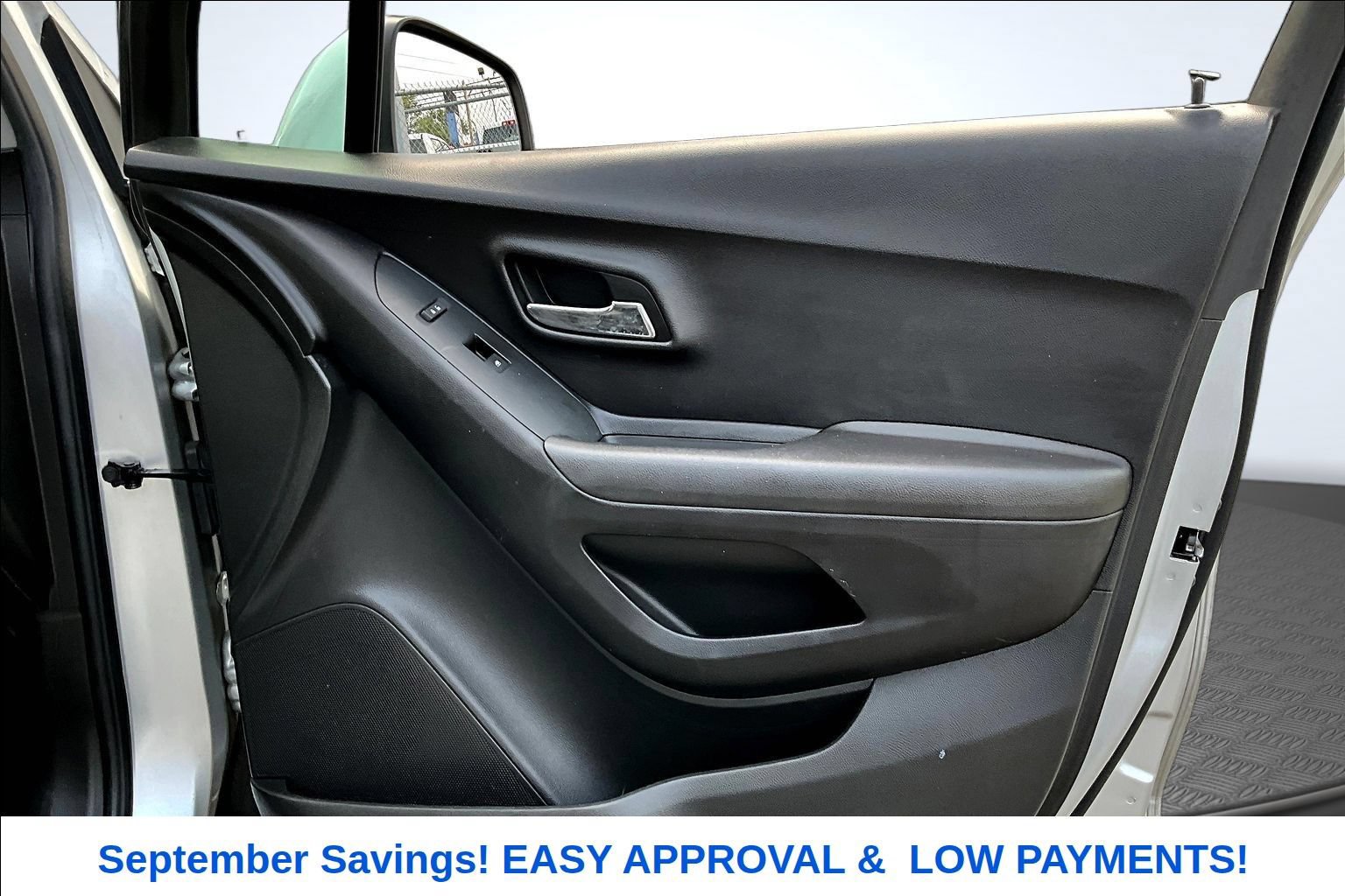 Used 2018 Chevrolet Trax LT w/ LT Convenience Package FWD image 26