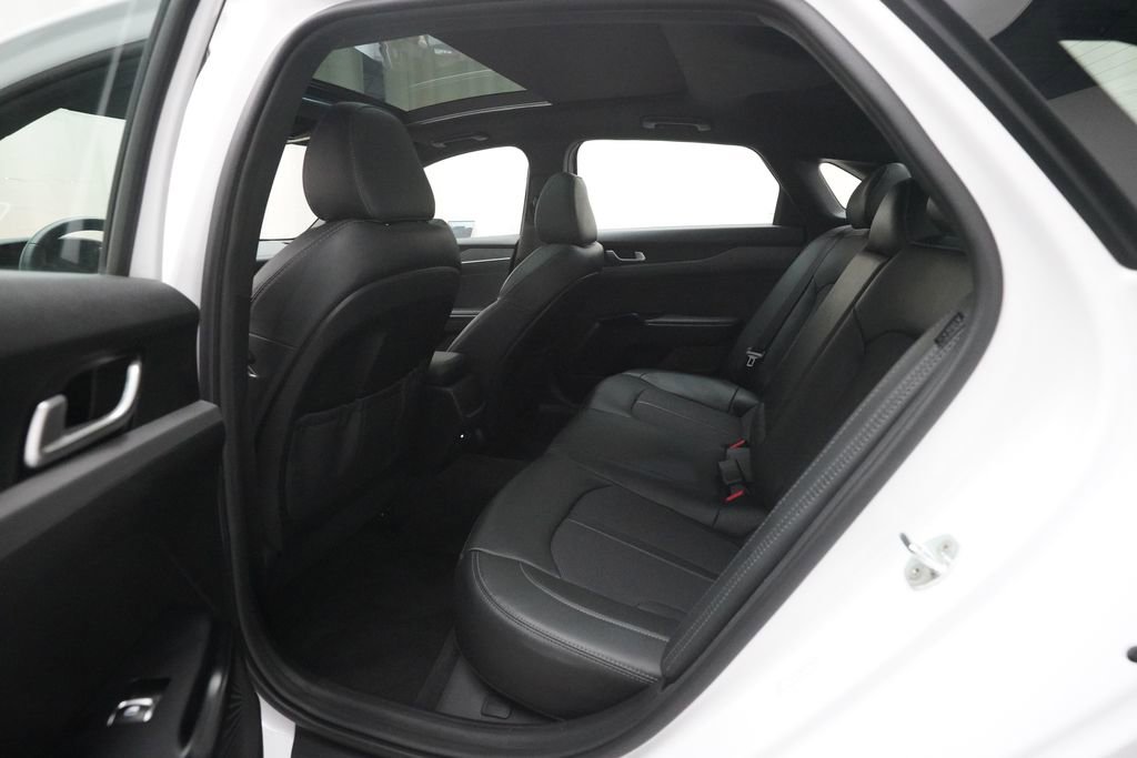 Used 2023 Kia K5 GT-Line image 13