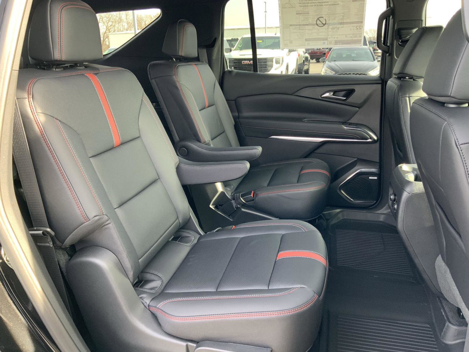 New 2026 Chevrolet Traverse RS w/ LPO, Floor Liner Package image 64