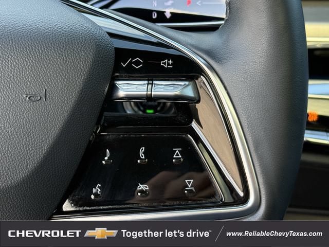 Used 2024 Cadillac Lyriq Luxury RWD image 15