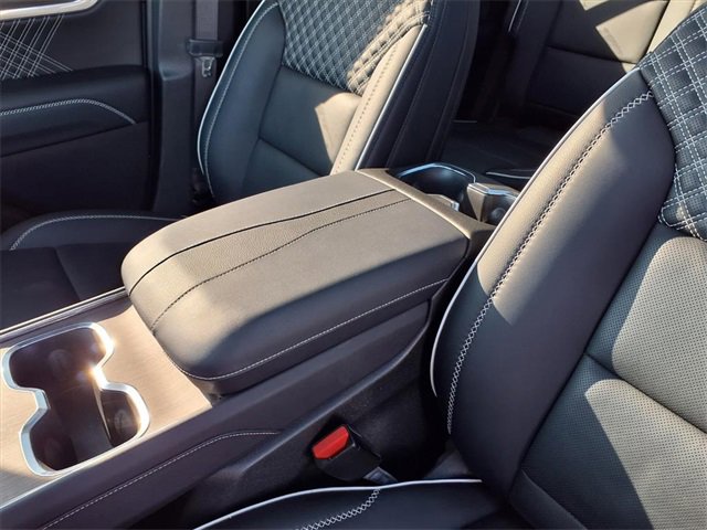 Used 2024 GMC Acadia Denali w/ Super Cruise Package image 56