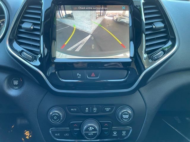 Used 2019 Jeep Cherokee Limited image 20