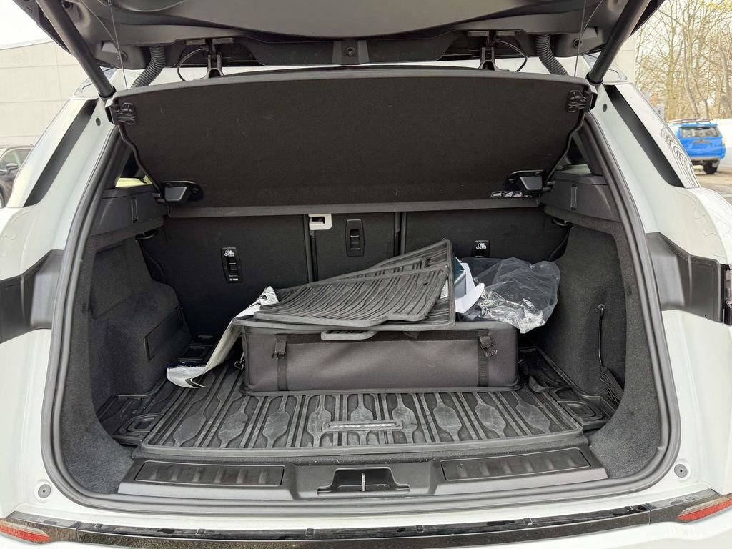 Used 2026 Land Rover Range Rover Evoque S image 15