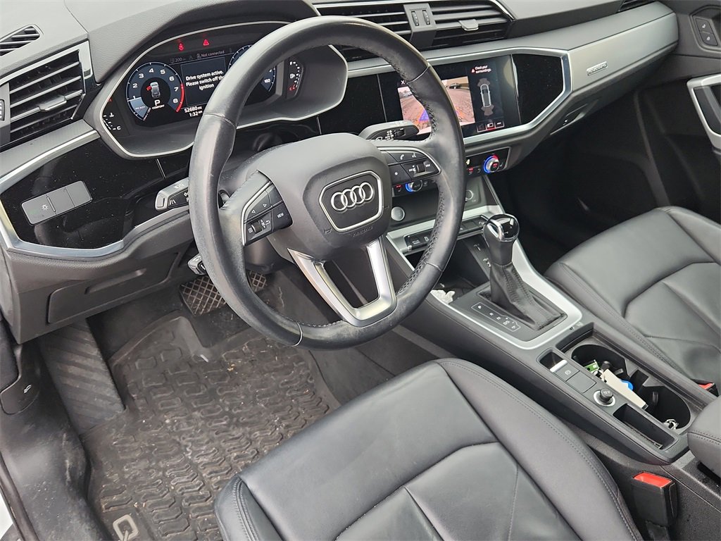 Used 2020 Audi Q3 2.0T Premium image 12