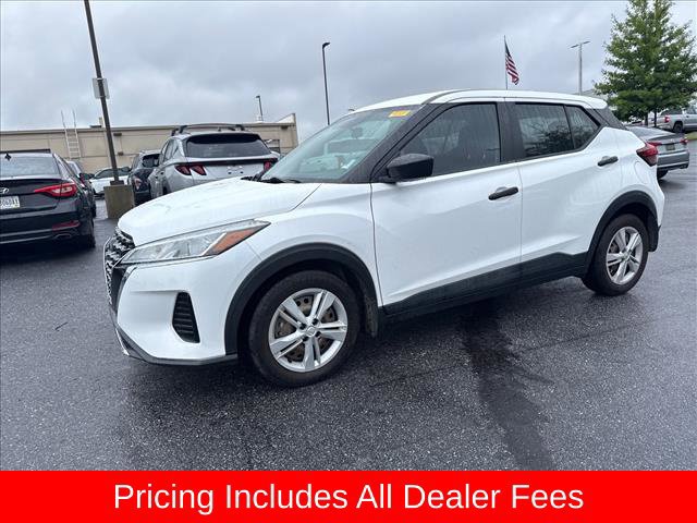 Used 2022 Nissan Kicks S FWD image 7
