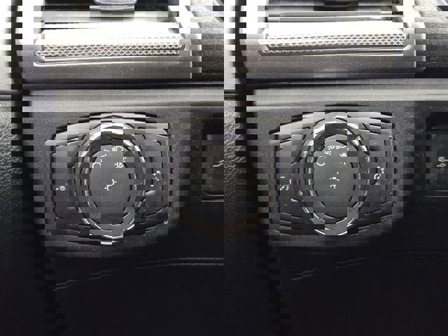 Used 2018 Ford Fusion S image 22