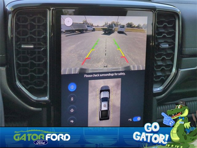 Used 2024 Ford Ranger Lariat w/ Trailer Tow Package image 21