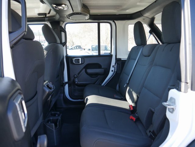 Used 2022 Jeep Wrangler Unlimited Sport image 15