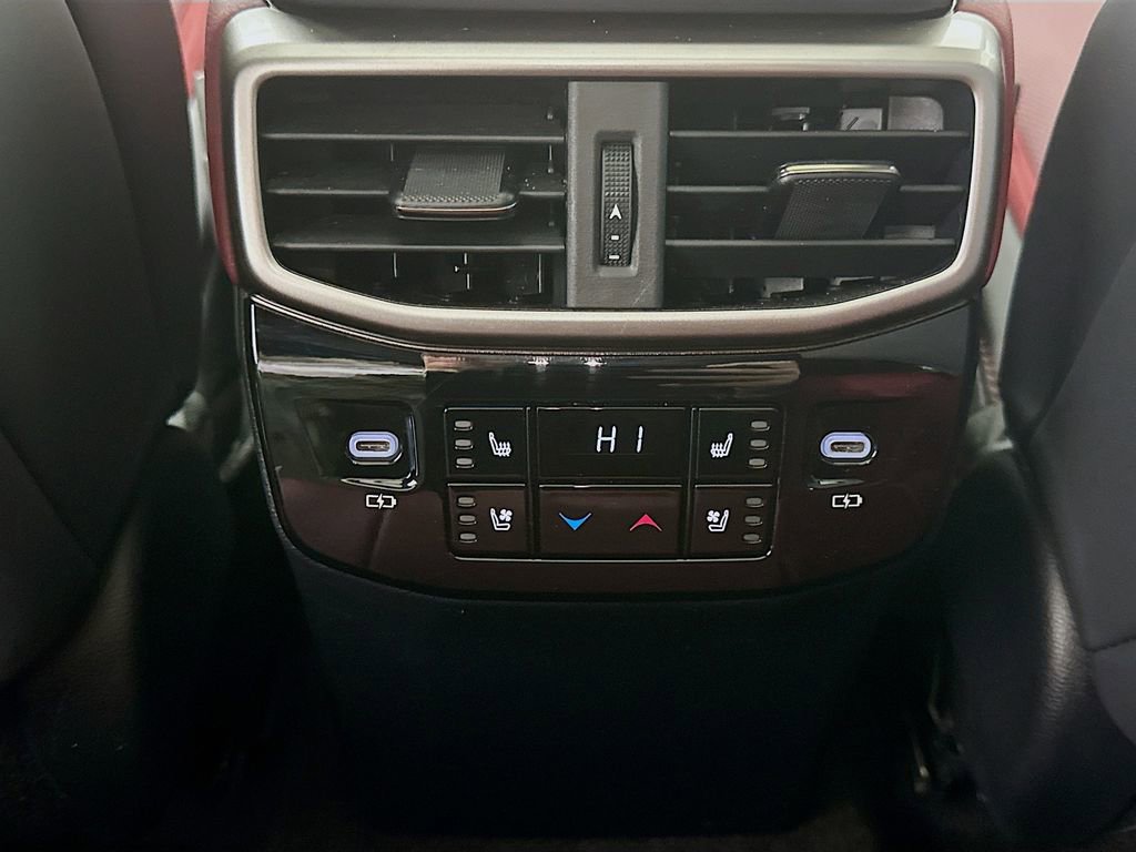 Used 2023 Lexus RX 500h F Sport image 25