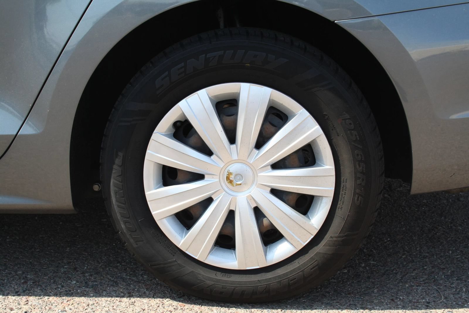 Used 2012 Volkswagen Jetta S FWD image 23