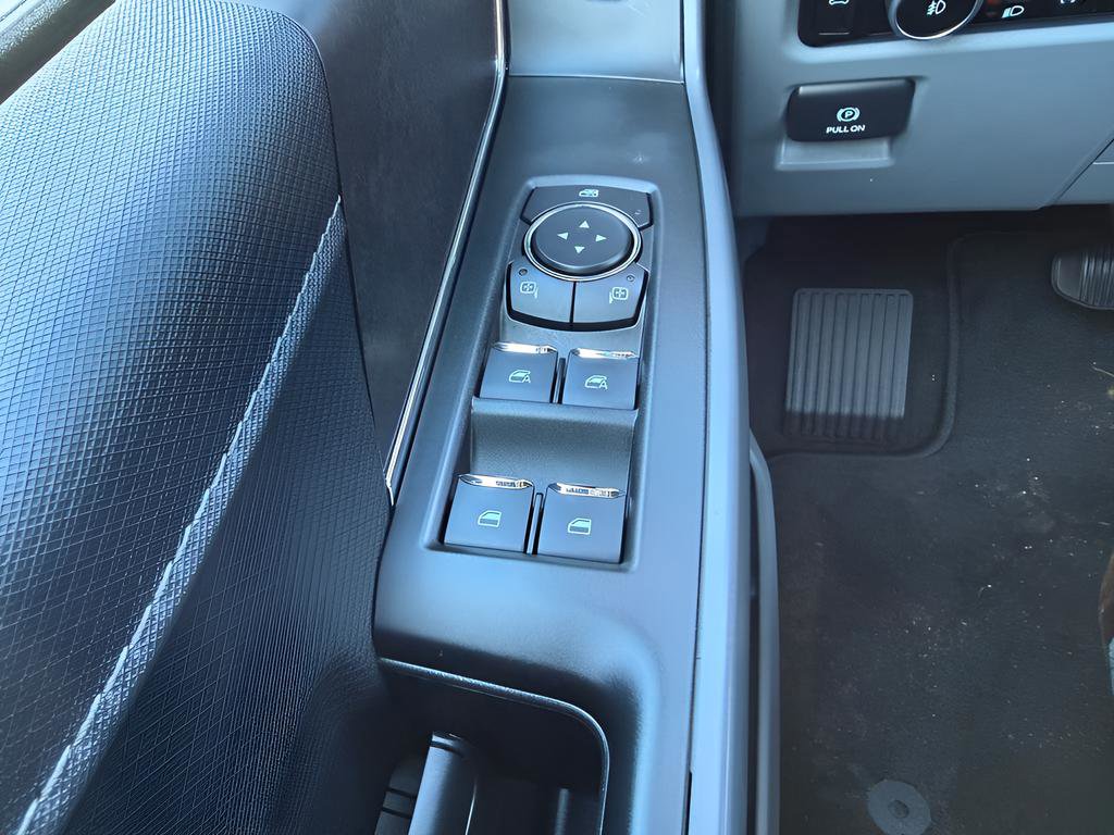 Used 2025 Ford F150 XLT w/ Equipment Group 301A Standard AWD/4WD image 18