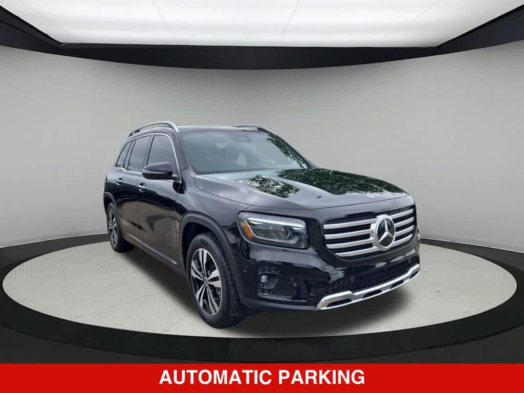 Used 2025 Mercedes-Benz GLB 250 image 8