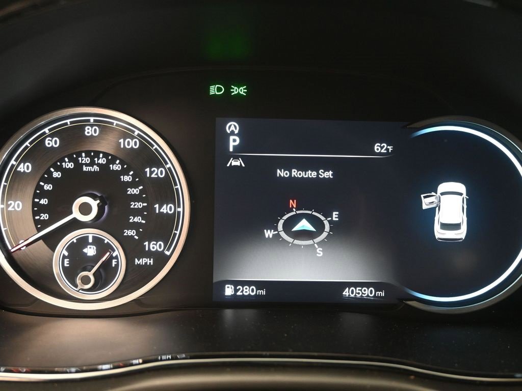 Used 2022 Genesis GV70 3.5T Sport w/ Sport Advanced Package image 11