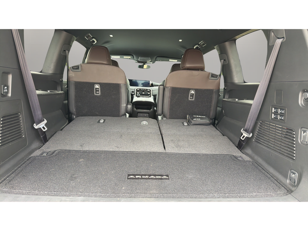Certified 2025 Nissan Armada SL w/ Captain's Chari Seat Package AWD/4WD image 17
