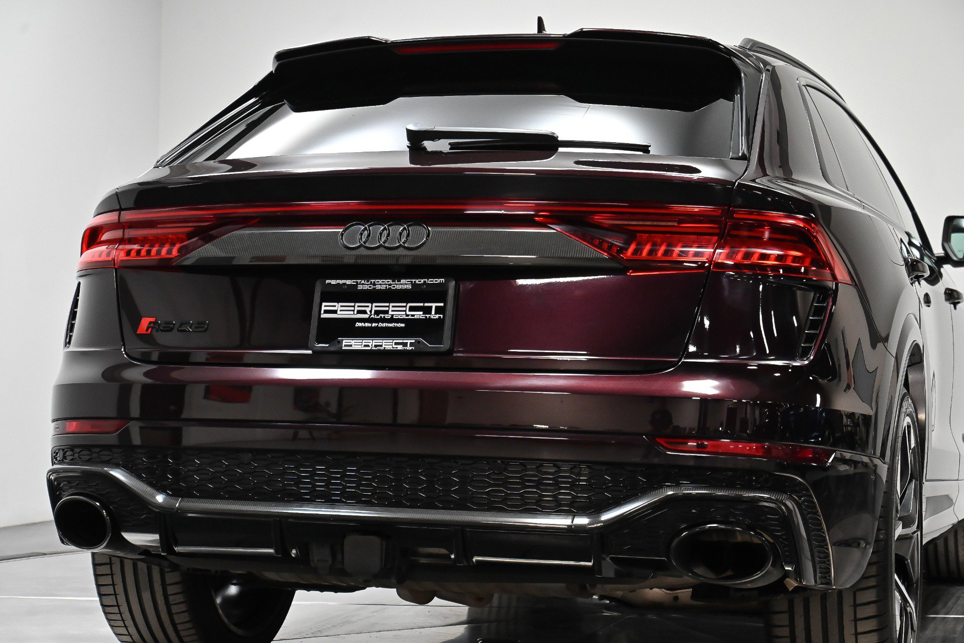 Used 2021 Audi RS Q8 w/ Carbon Optic Package image 46
