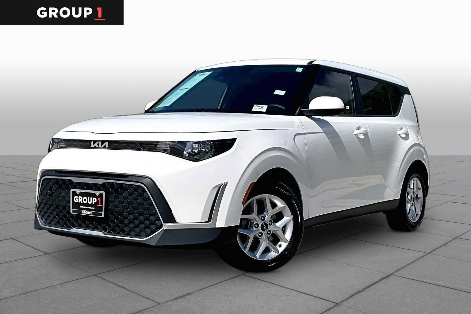 Used 2023 Kia Soul LX w/ Option Group 015 FWD video 1